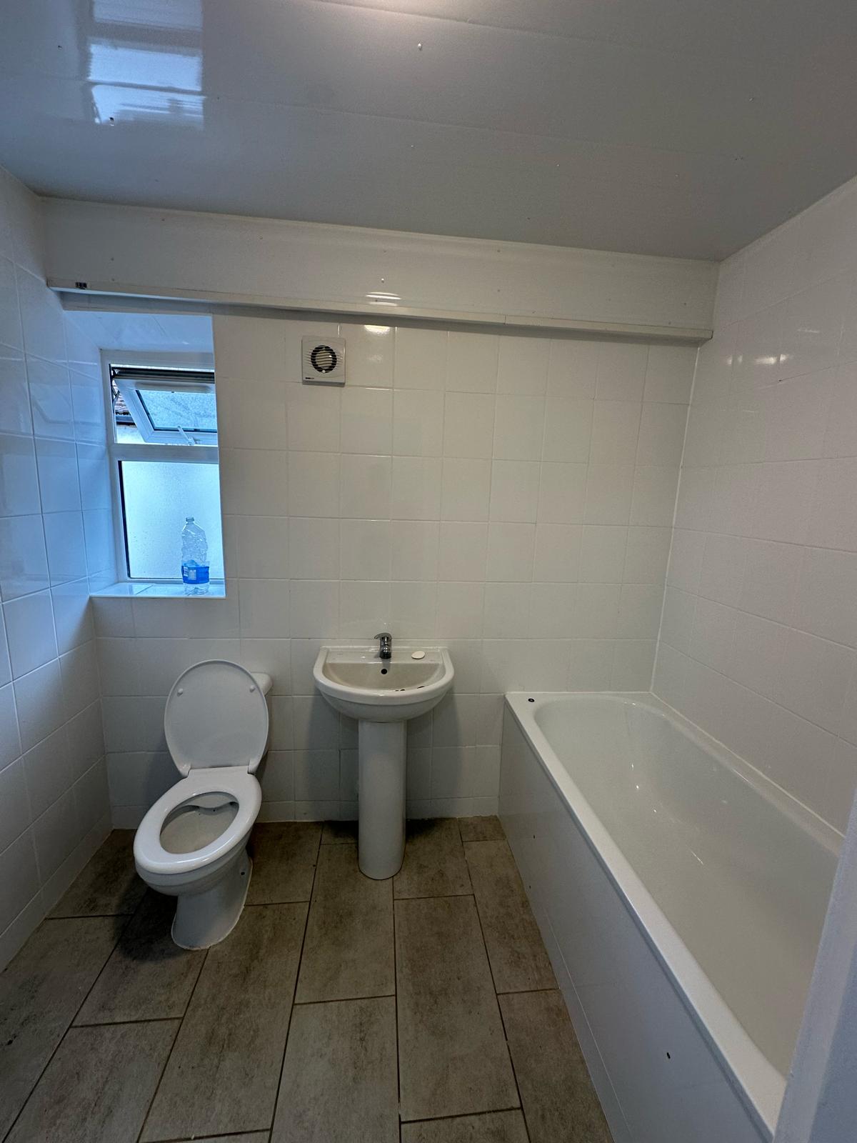 🌟 Double Room – Colegrave Road, Stratford (E15 1DZ)